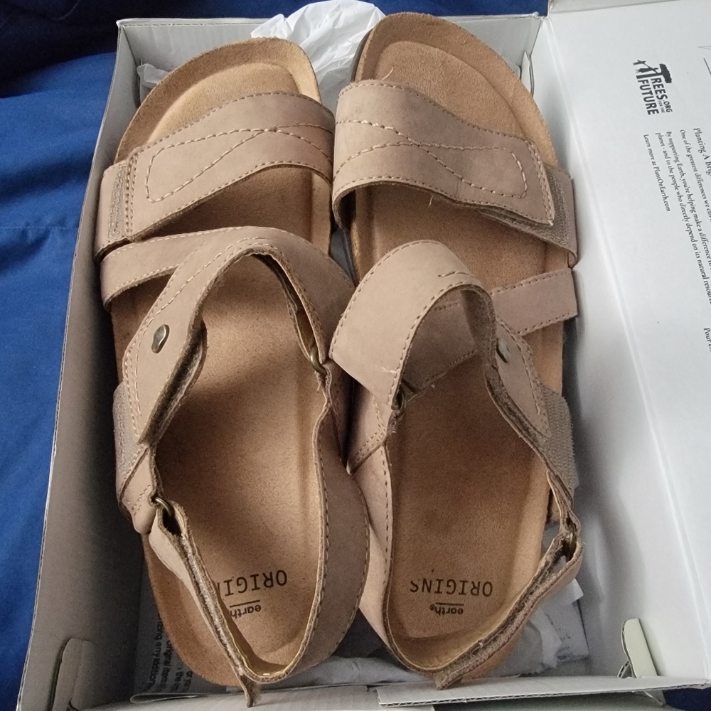 Earth Origins Tan Women's Sandals Size 10M